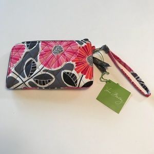Vera Bradley Zip Zip Wristlet in Cheery Blossoms